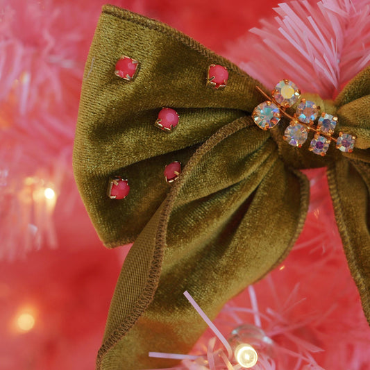 Lenora Dame Christmas Morning Olivine Green Hair Bow
