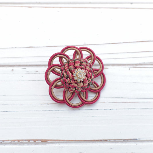Lenora Dame One-of-a-Kind holiday brooch