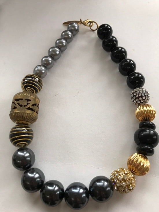Lenora Dame Queen Mum Choker Necklace