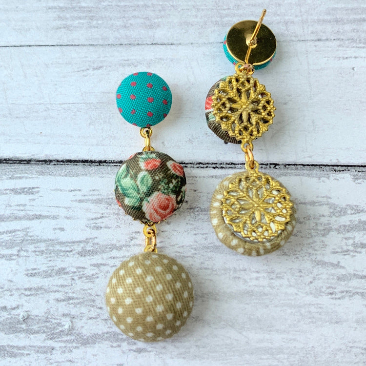 Lenora Dame Cute As A Button Earrings in Sand
